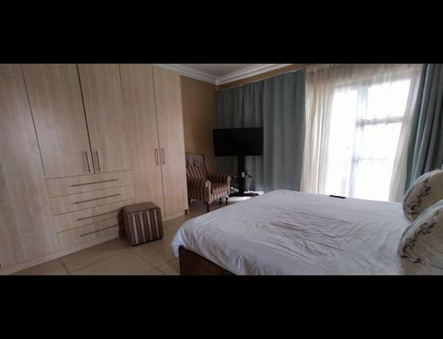 3 BEDROOM DUPLEX FOR SALE IN SHELLYVALE